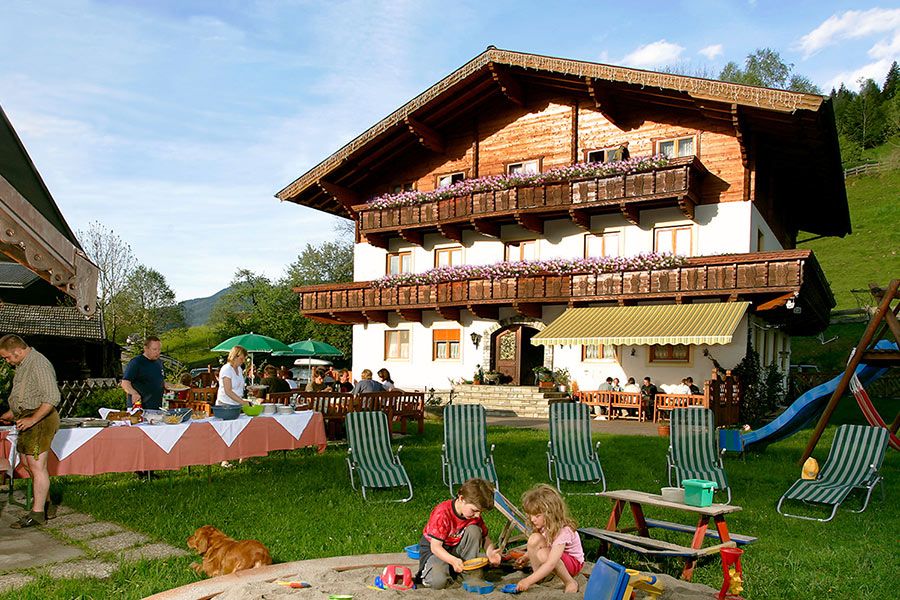 Holiday In St Johann Alpendorf Familyvaccation Imn The Hotel Pension Otzmooshof
